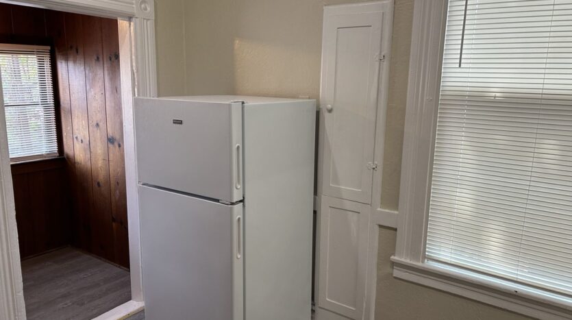 1014 Napa Street Unit A - Vallejo - California - 1 bed, 1 bath rental property