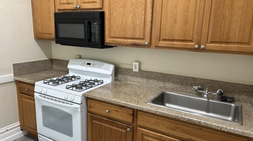 1014 Napa Street Unit A - Vallejo - California - 1 bed, 1 bath rental property