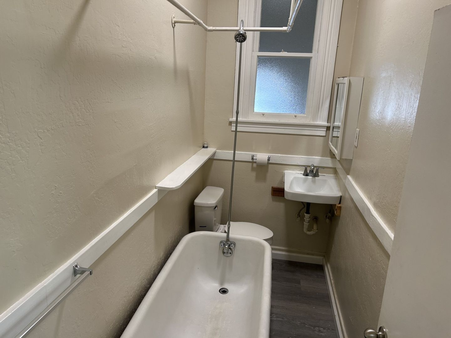 1014 Napa Street Unit A - Vallejo - California - 1 bed, 1 bath rental property
