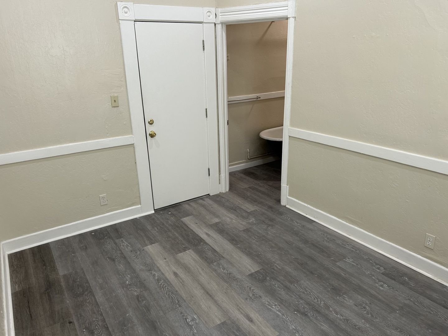 1014 Napa Street Unit A - Vallejo - California - 1 bed, 1 bath rental property