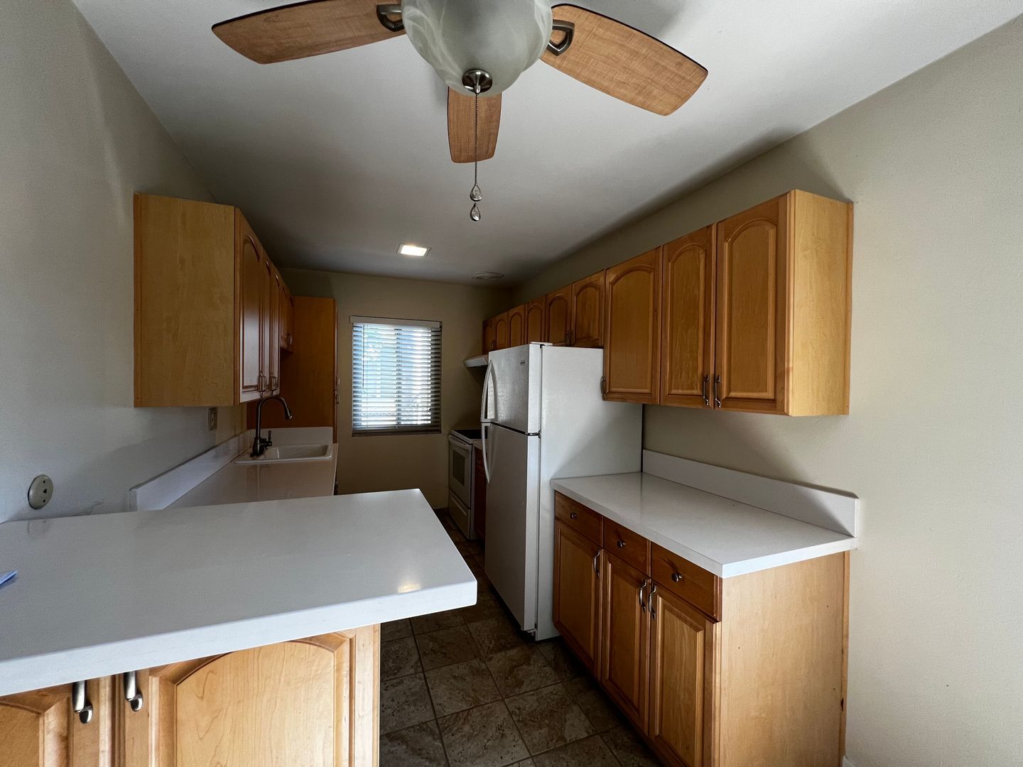 1027 Felspar Street - San Diego - California - 1 bed, 1 bath rental property