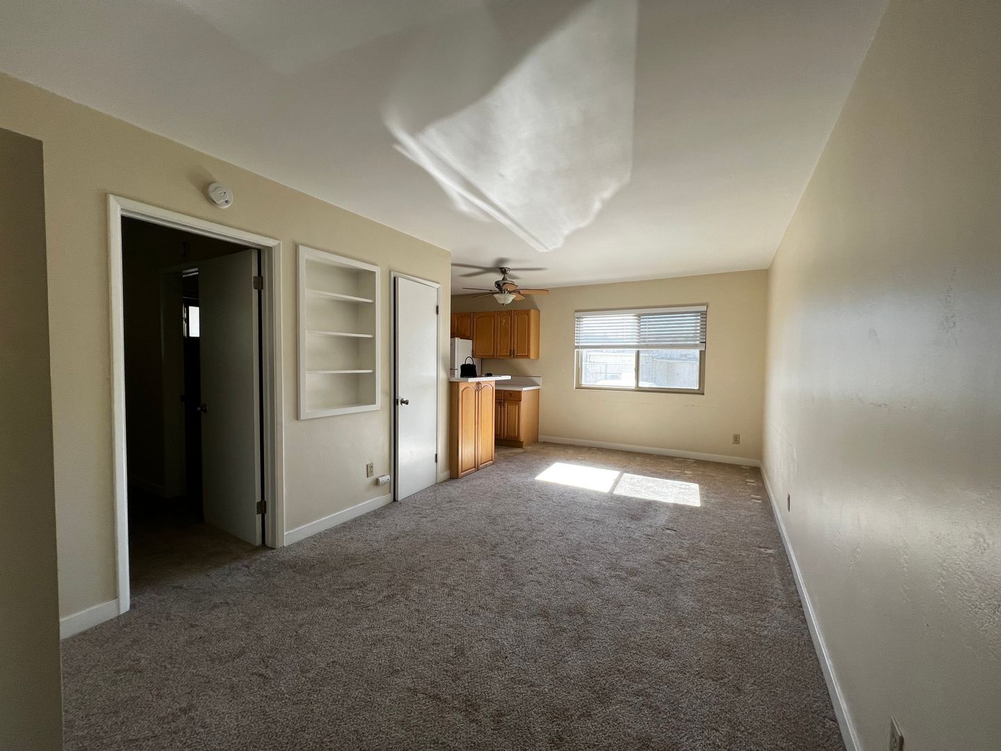 1027 Felspar Street - San Diego - California - 1 bed, 1 bath rental property