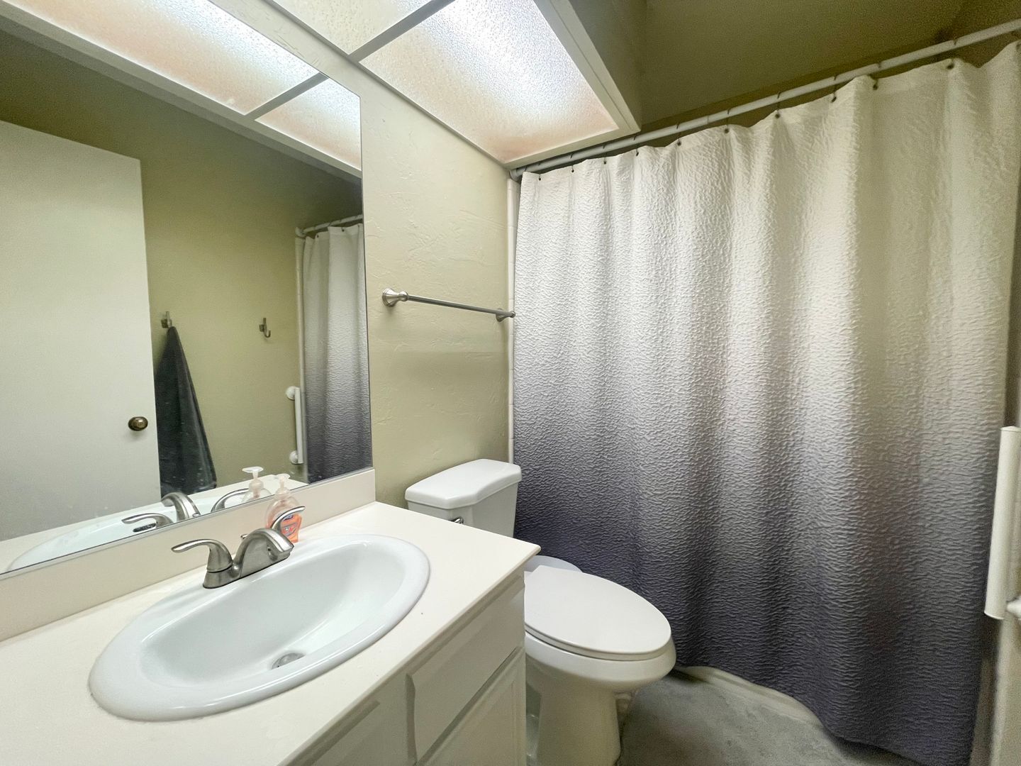1050 E Ramon Road 119 - Palm Springs - California - 3 bed, 2 bath rental property