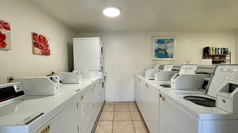 1050 E Ramon Road 119 - Palm Springs - California - 3 bed, 2 bath rental property