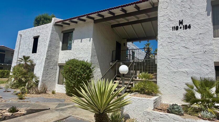 1050 E Ramon Road 119 - Palm Springs - California - 3 bed, 2 bath rental property