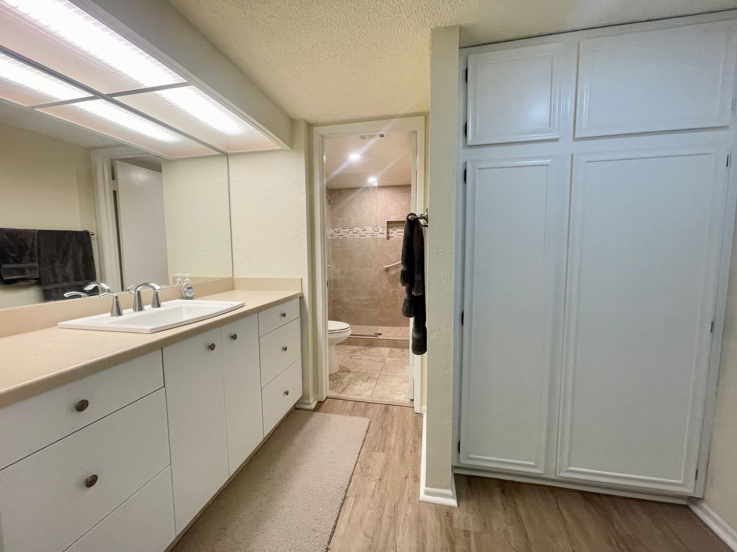 1050 E Ramon Road 119 - Palm Springs - California - 3 bed, 2 bath rental property