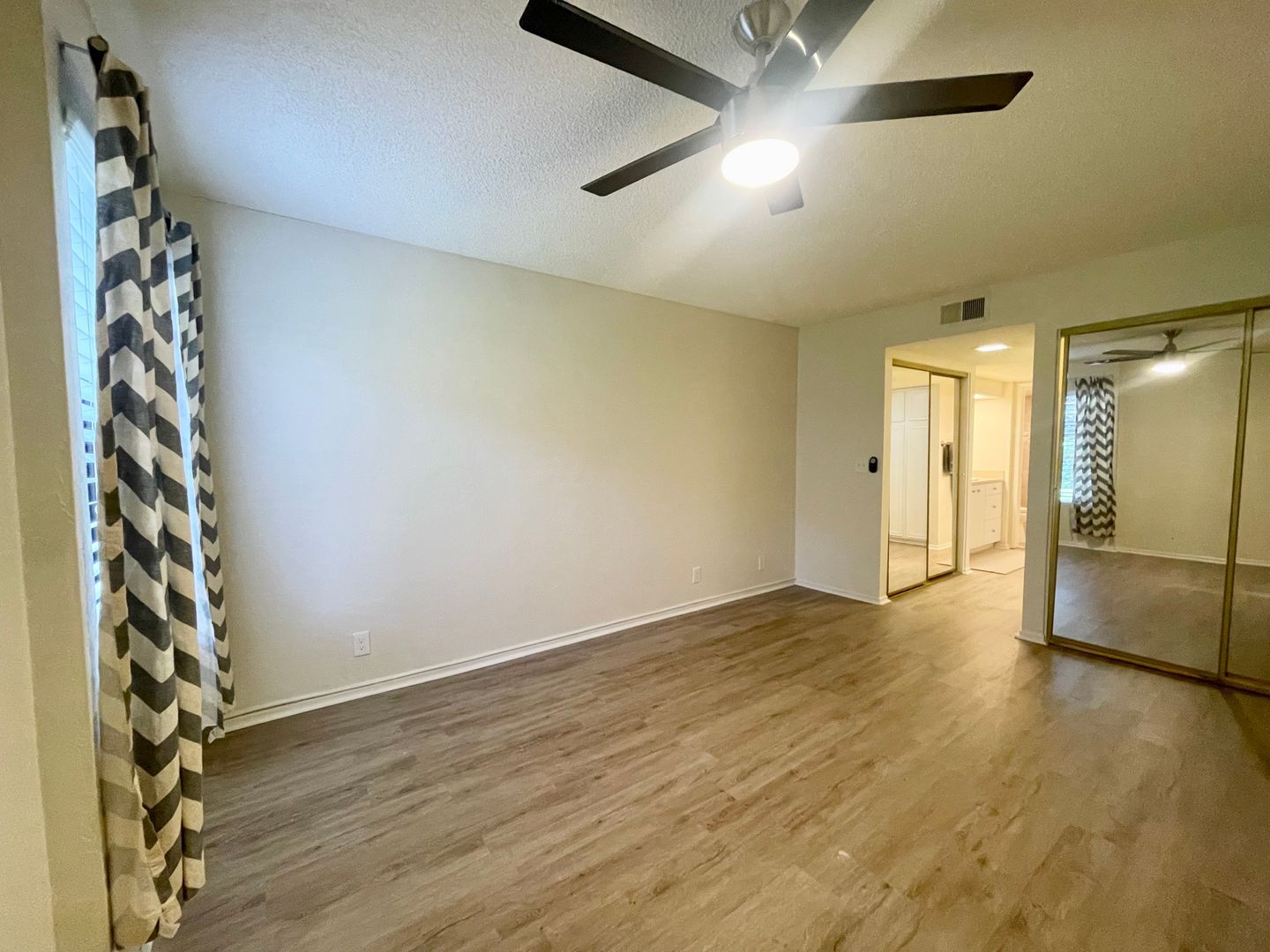 1050 E Ramon Road 119 - Palm Springs - California - 3 bed, 2 bath rental property