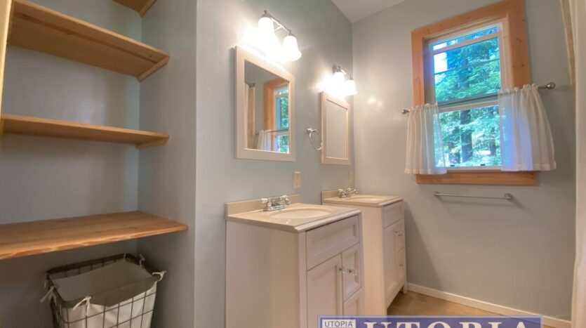 1068 Laurel Avenue - Felton - California - 4 bed, 2 bath rental property