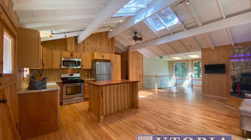1068 Laurel Avenue - Felton - California - 4 bed, 2 bath rental property