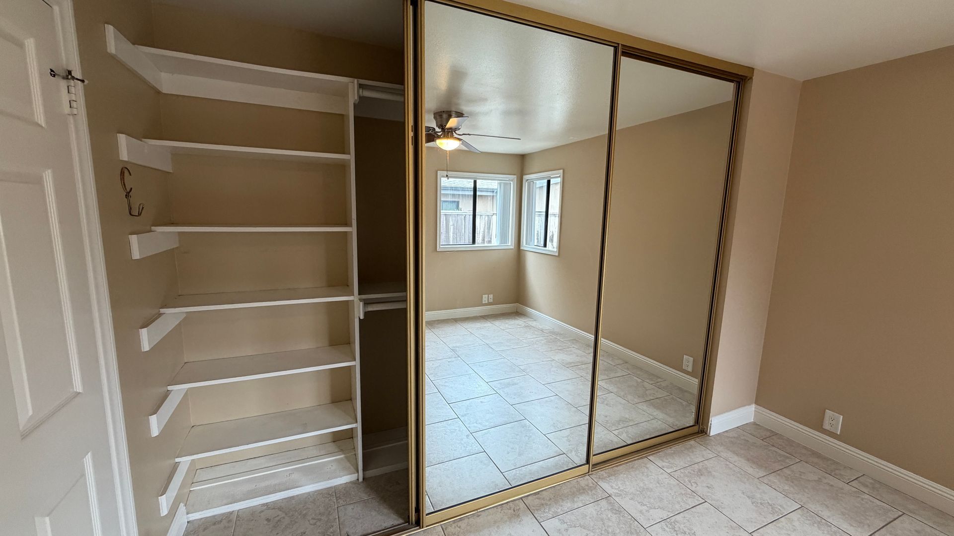 1075 N Vulcan Ave - Encinitas - California - 1 bed, 1 bath rental property