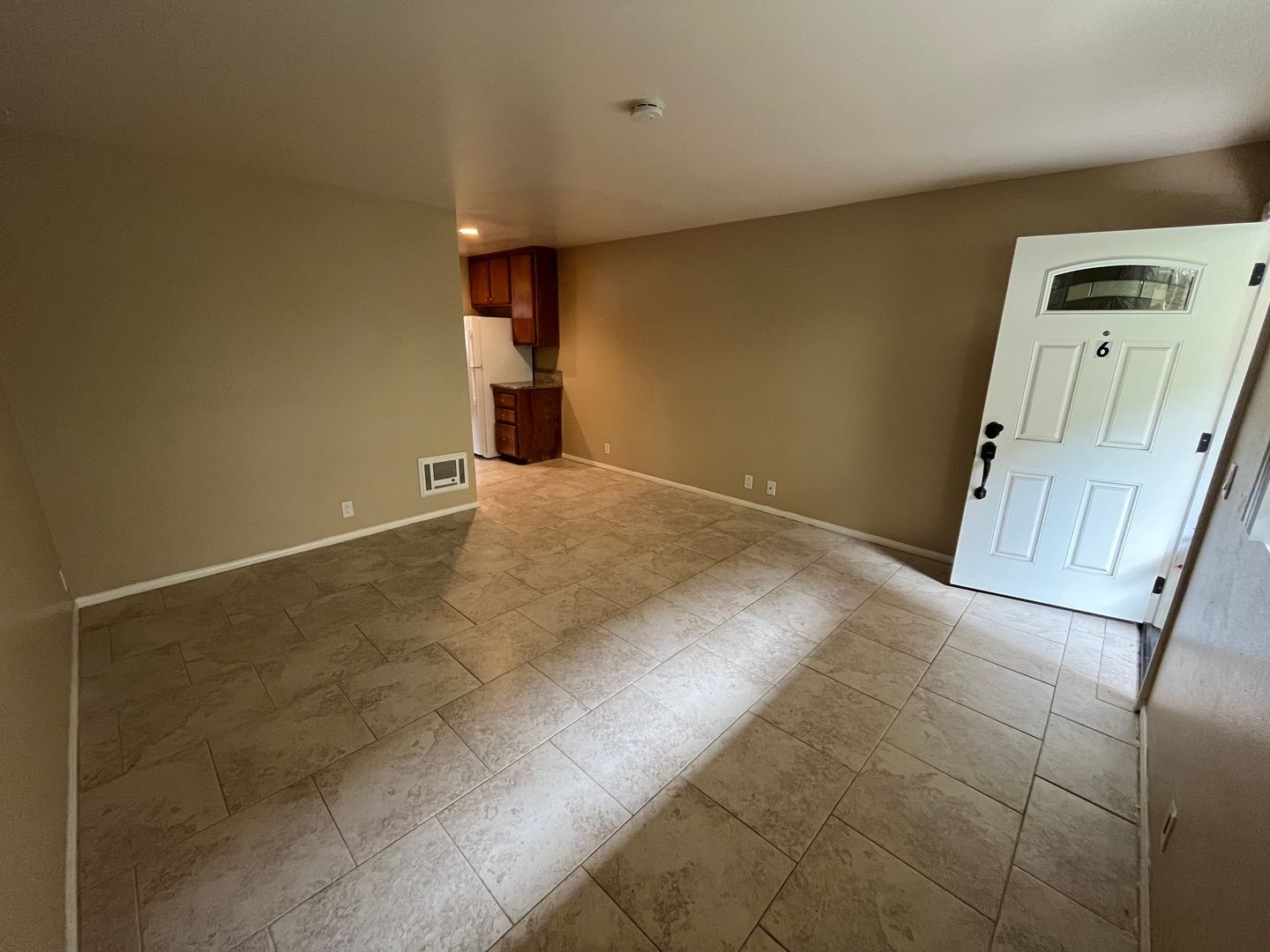 1075 N Vulcan Ave - Encinitas - California - 1 bed, 1 bath rental property
