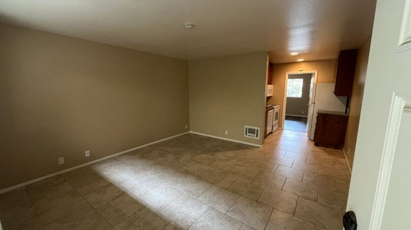 1075 N Vulcan Ave - Encinitas - California - 1 bed, 1 bath rental property