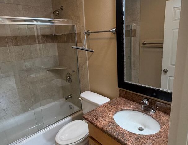 1075 N Vulcan Ave - Encinitas - California - 1 bed, 1 bath rental property