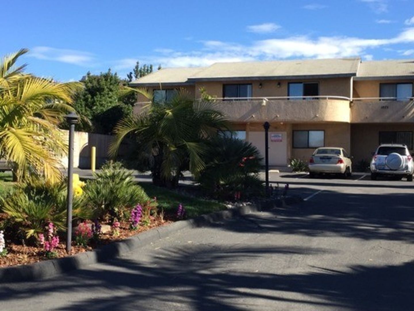 1075 N Vulcan Ave - Encinitas - California - 1 bed, 1 bath rental property