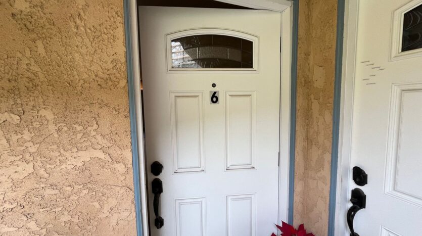 1075 N Vulcan Ave - Encinitas - California - 1 bed, 1 bath rental property