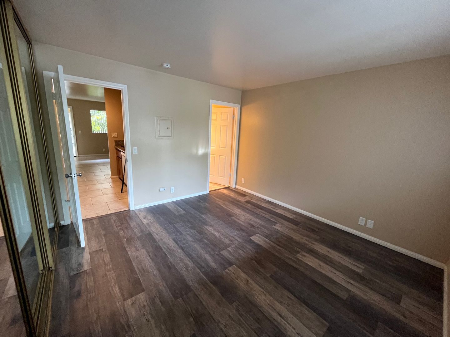 1075 N Vulcan Ave - Encinitas - California - 1 bed, 1 bath rental property