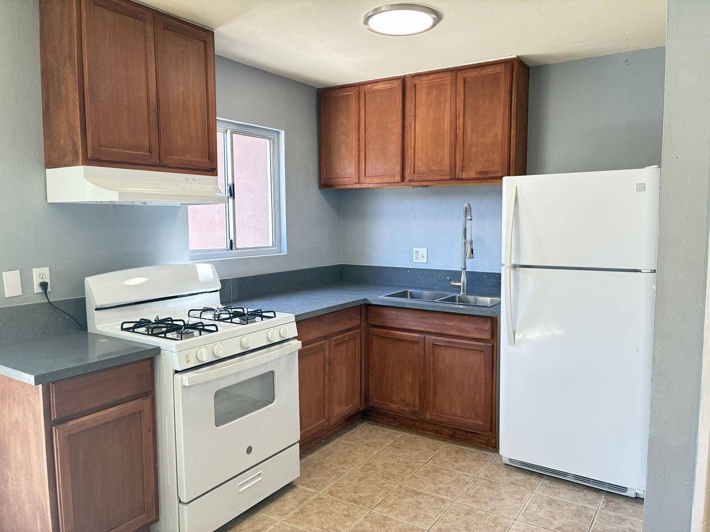 1129 E. La Deney  - Ontario - California - 2 bed, 1.5 bath rental property