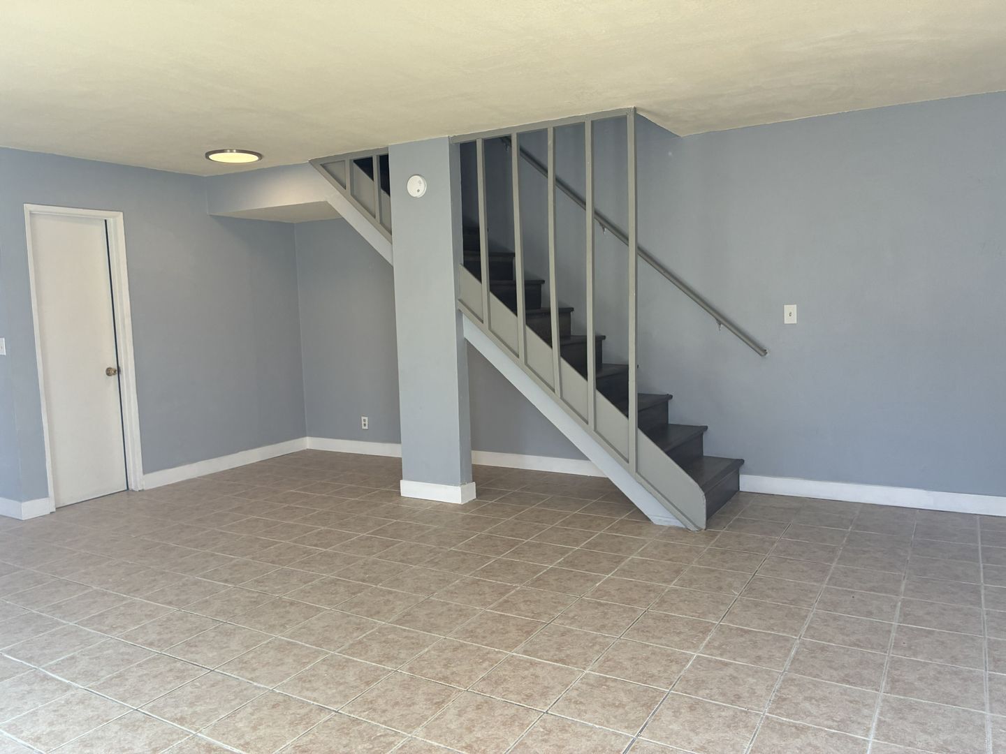 1129 E. La Deney  - Ontario - California - 2 bed, 1.5 bath rental property