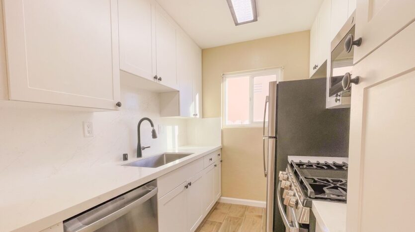 1258 Pacific Beach Drive  - San Diego - California - 1 bed, 1 bath rental property
