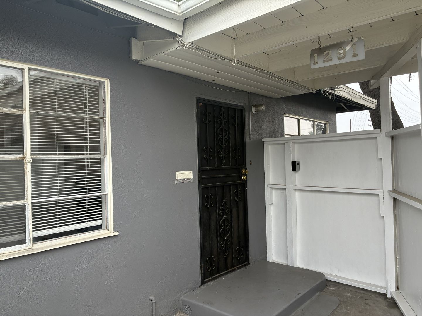 1291 N. Sierra Way Unit 1291 - San Bernardino - California - 1 bed, 1 bath rental property