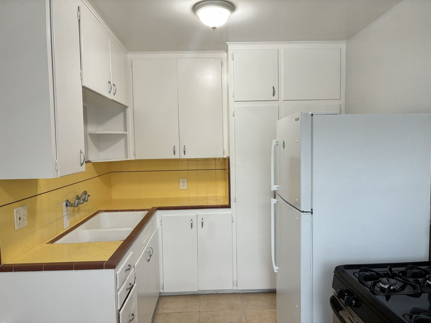 1291 N. Sierra Way Unit 1291 - San Bernardino - California - 1 bed, 1 bath rental property