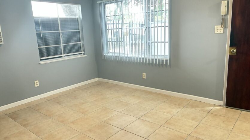 1291 N. Sierra Way Unit 1291 - San Bernardino - California - 1 bed, 1 bath rental property