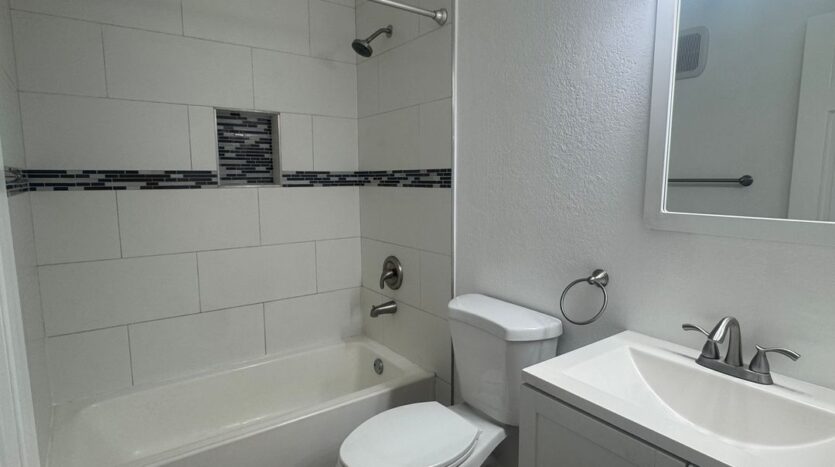 1355 Loma Ave Unit 205 - Long Beach - California - 2 bed, 2 bath rental property