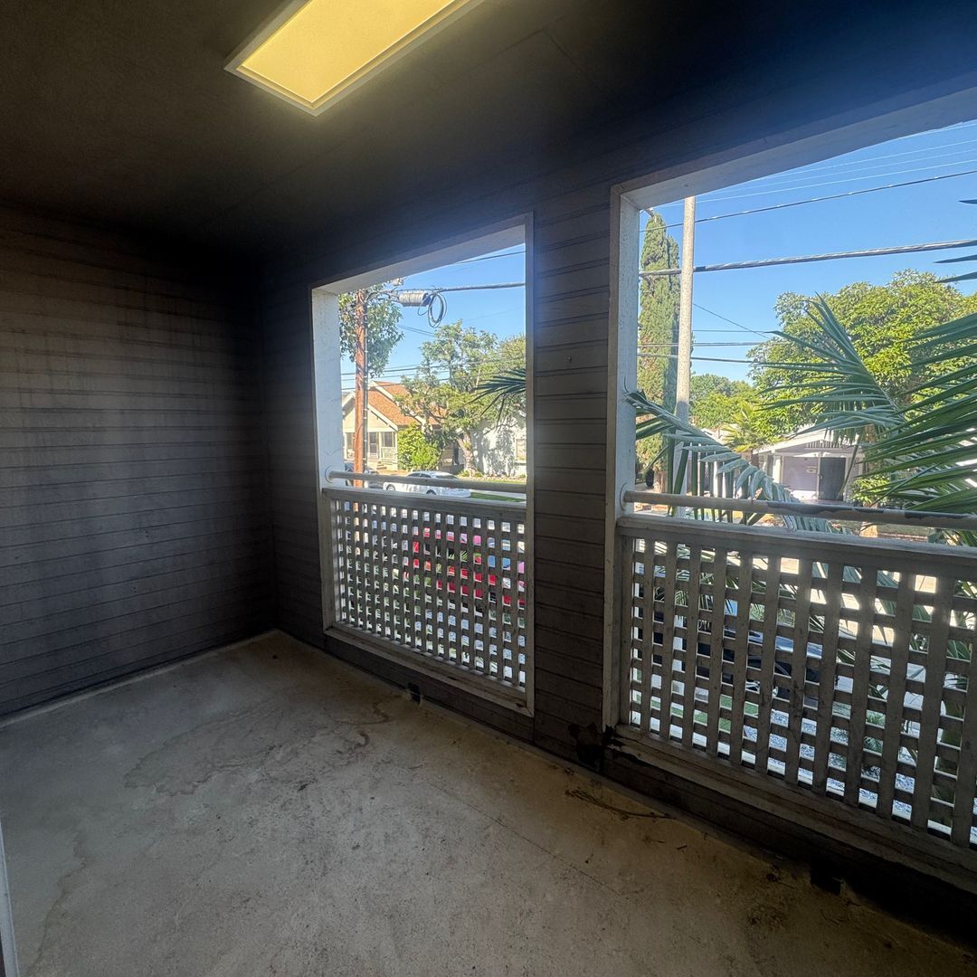 1355 Loma Ave Unit 205 - Long Beach - California - 2 bed, 2 bath rental property