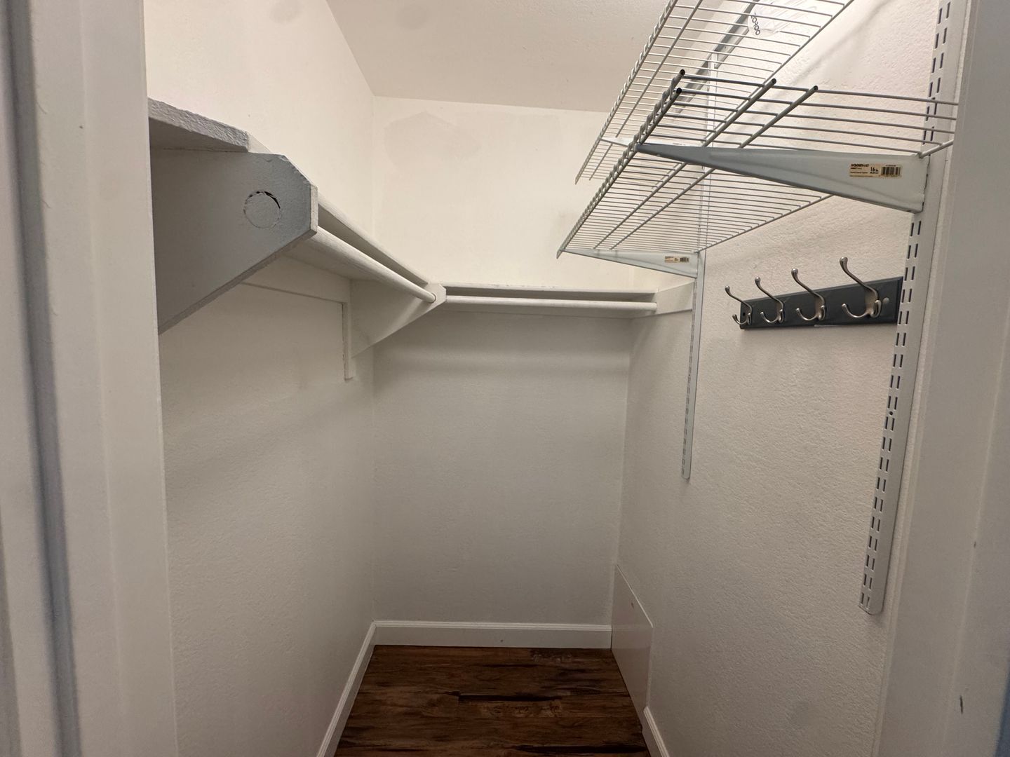 1355 Loma Ave Unit 205 - Long Beach - California - 2 bed, 2 bath rental property
