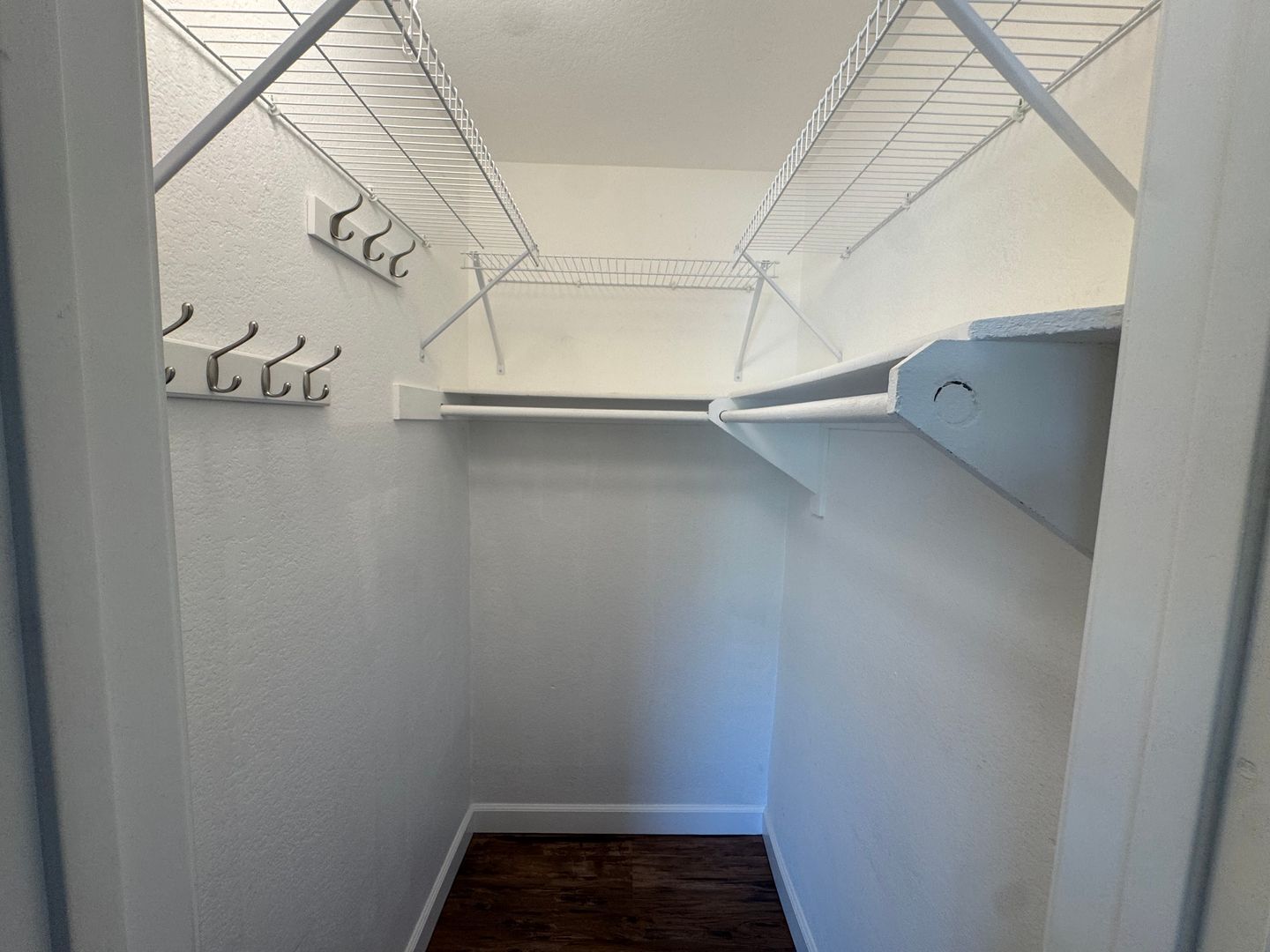 1355 Loma Ave Unit 205 - Long Beach - California - 2 bed, 2 bath rental property