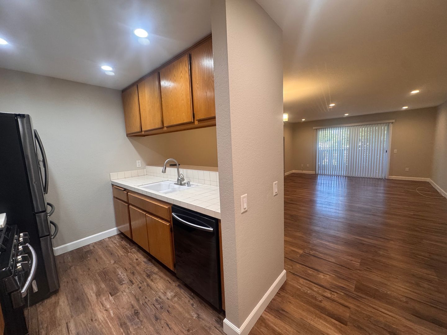 1355 Loma Ave Unit 205 - Long Beach - California - 2 bed, 2 bath rental property