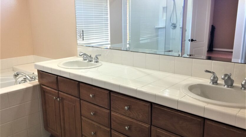 1396 S Creekside Drive - Chula Vista - California - 6 bed, 3 bath rental property
