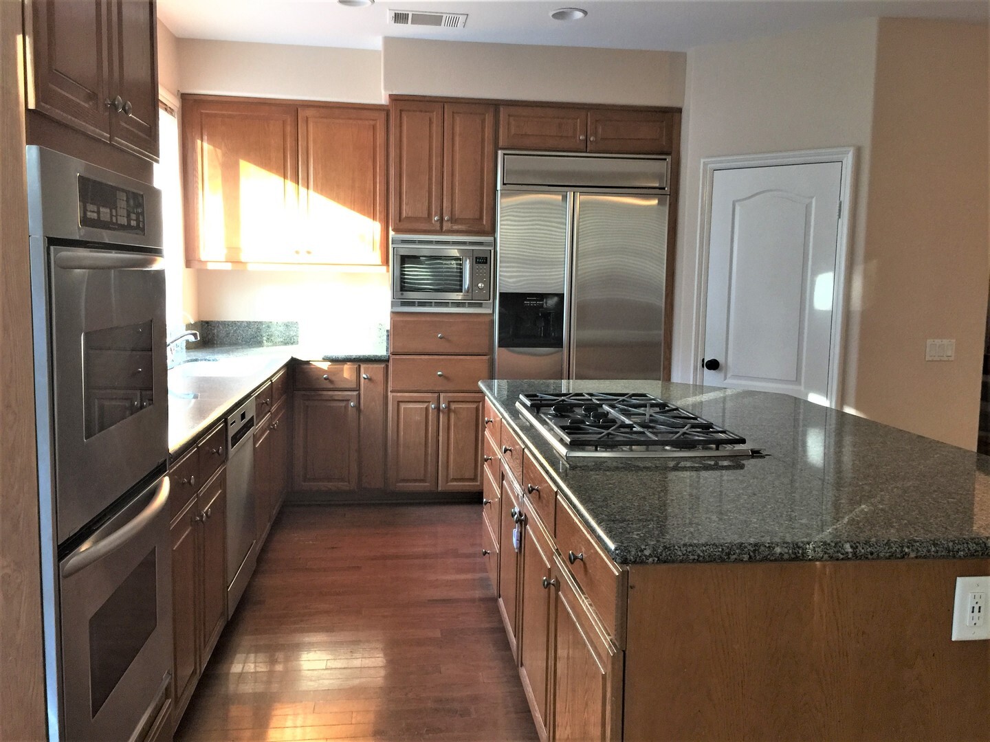 1396 S Creekside Drive - Chula Vista - California - 6 bed, 3 bath rental property