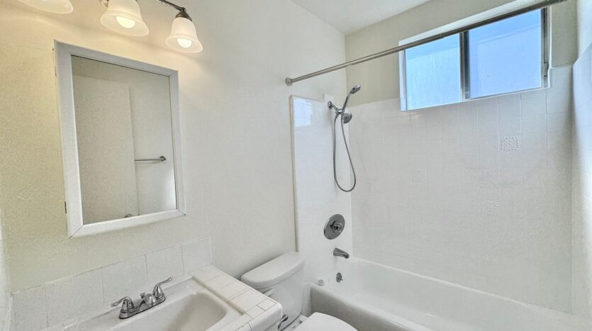 13987 Foothill Blvd. - Los Angeles - California - 1 bed, 1 bath rental property