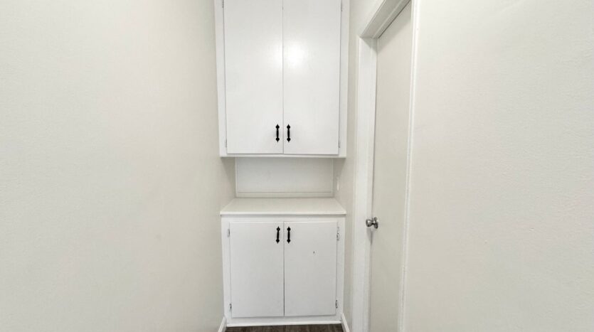13987 Foothill Blvd. - Los Angeles - California - 1 bed, 1 bath rental property