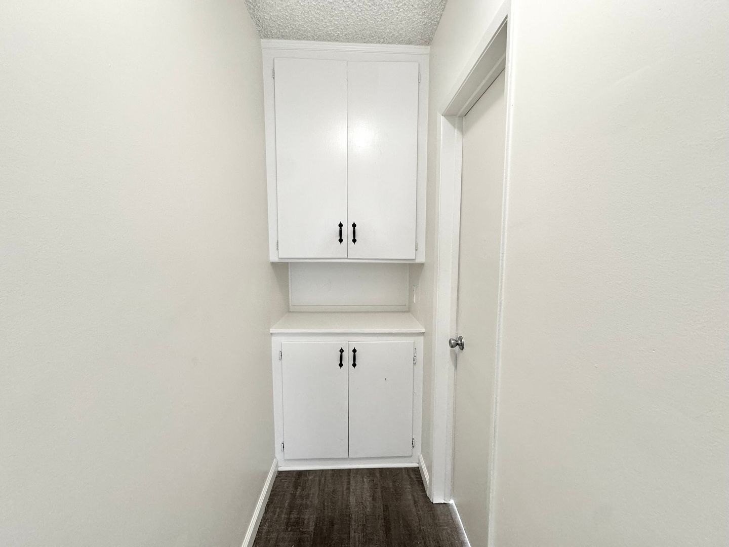 13987 Foothill Blvd. - Los Angeles - California - 1 bed, 1 bath rental property