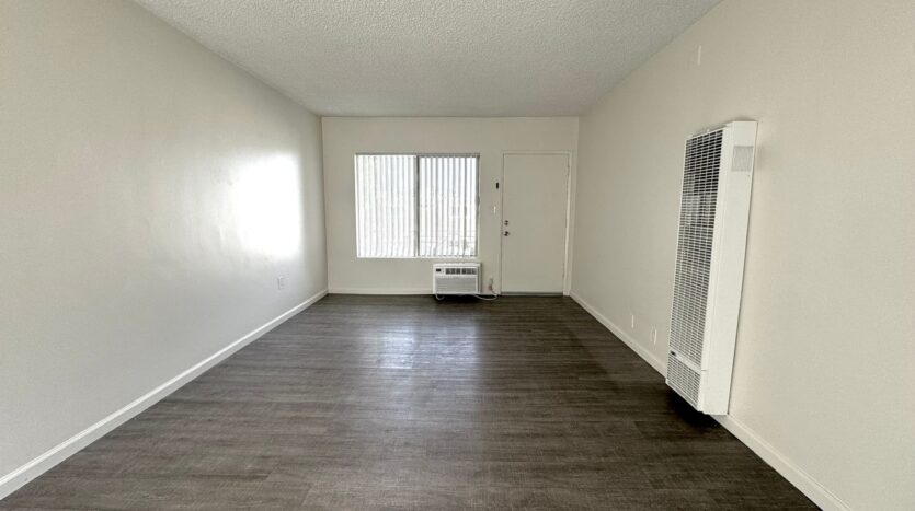13987 Foothill Blvd. - Los Angeles - California - 1 bed, 1 bath rental property