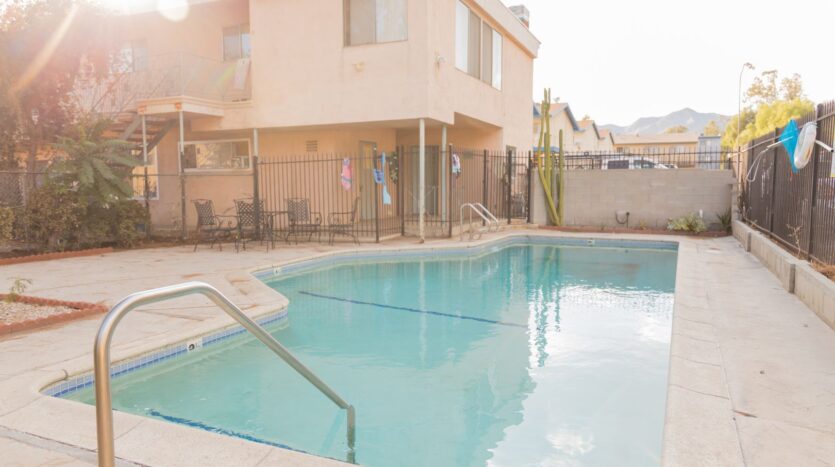 13987 Foothill Blvd. - Los Angeles - California - 1 bed, 1 bath rental property