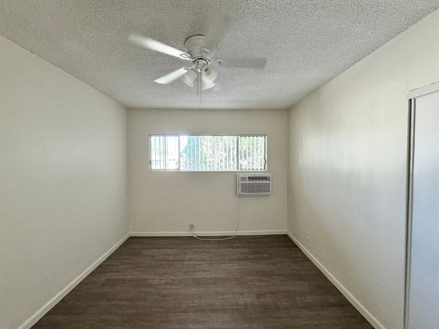 13987 Foothill Blvd. - Los Angeles - California - 1 bed, 1 bath rental property