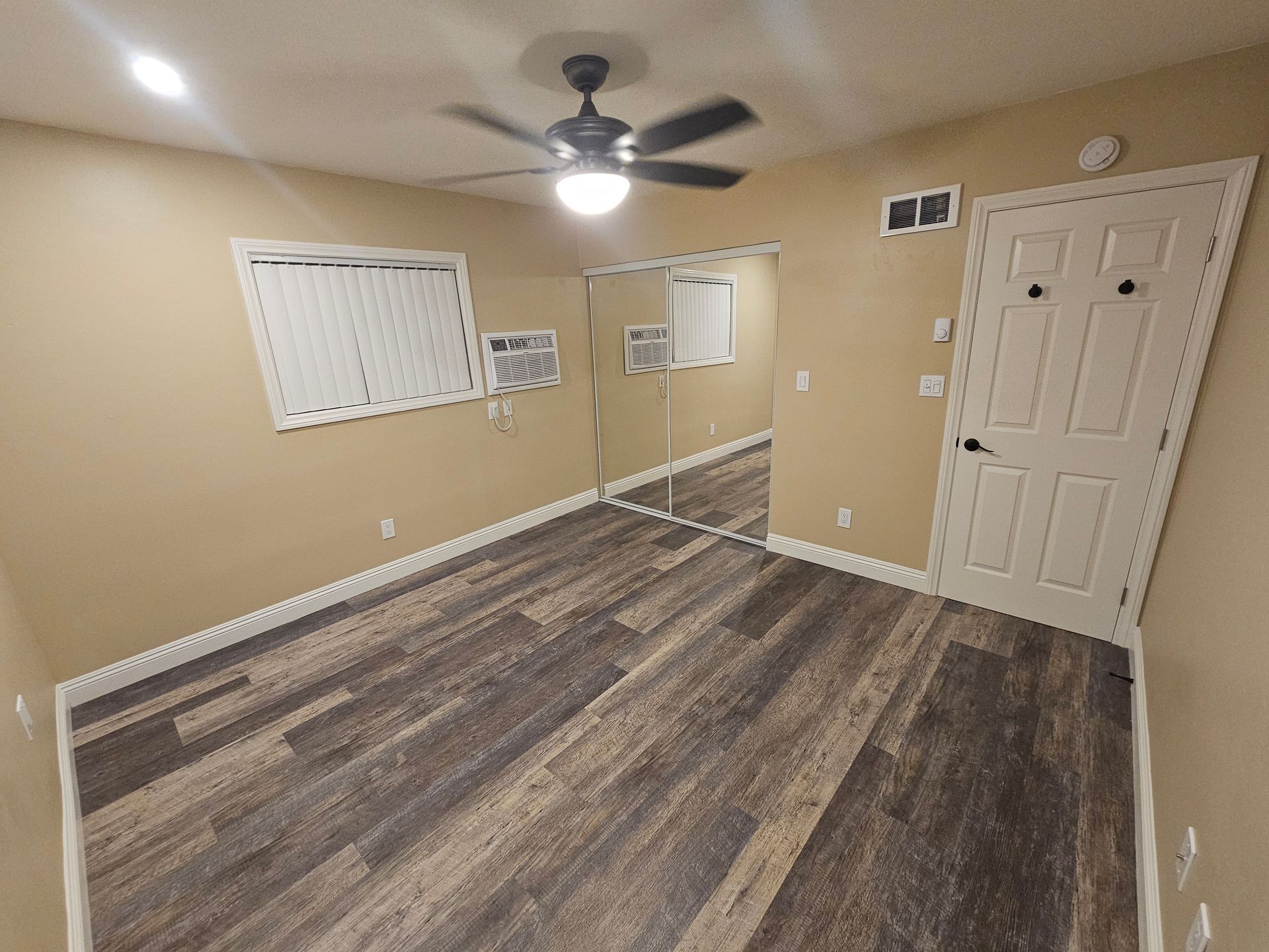 1403 Hermes Ave #A - Encinitas - California - 2 bed, 1 bath rental property
