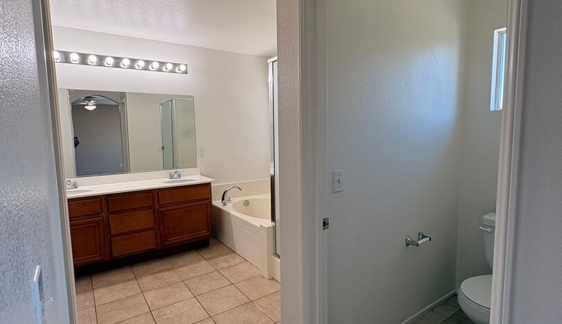 1498 Haddington Dr - Riverside - California - 4 bed, 2.5 bath rental property