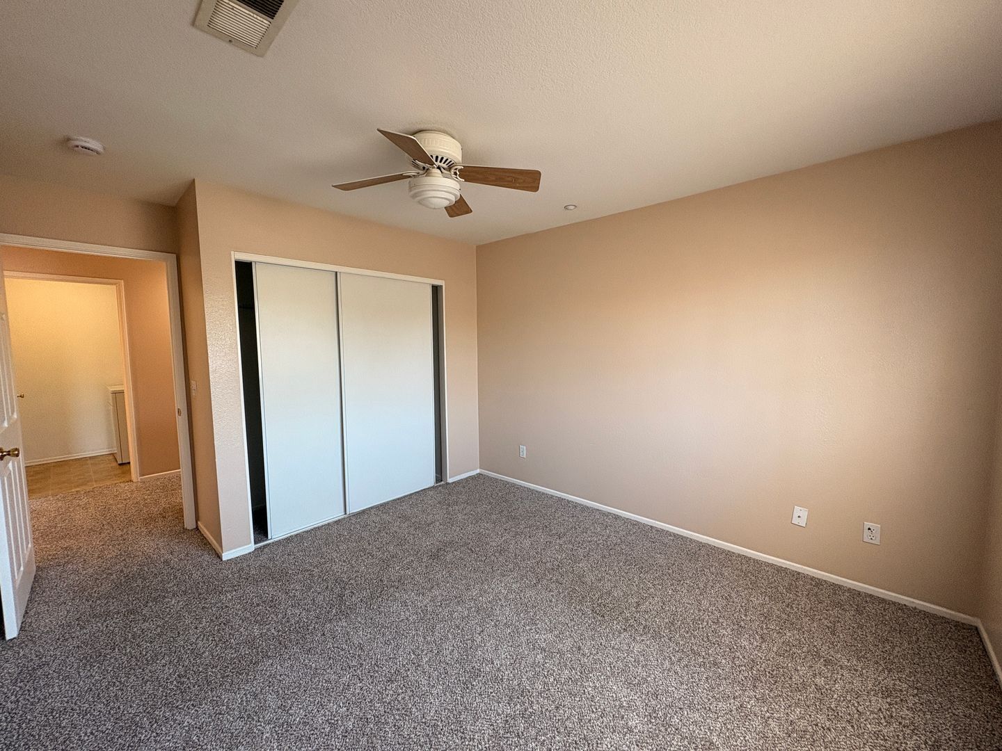 1498 Haddington Dr - Riverside - California - 4 bed, 2.5 bath rental property