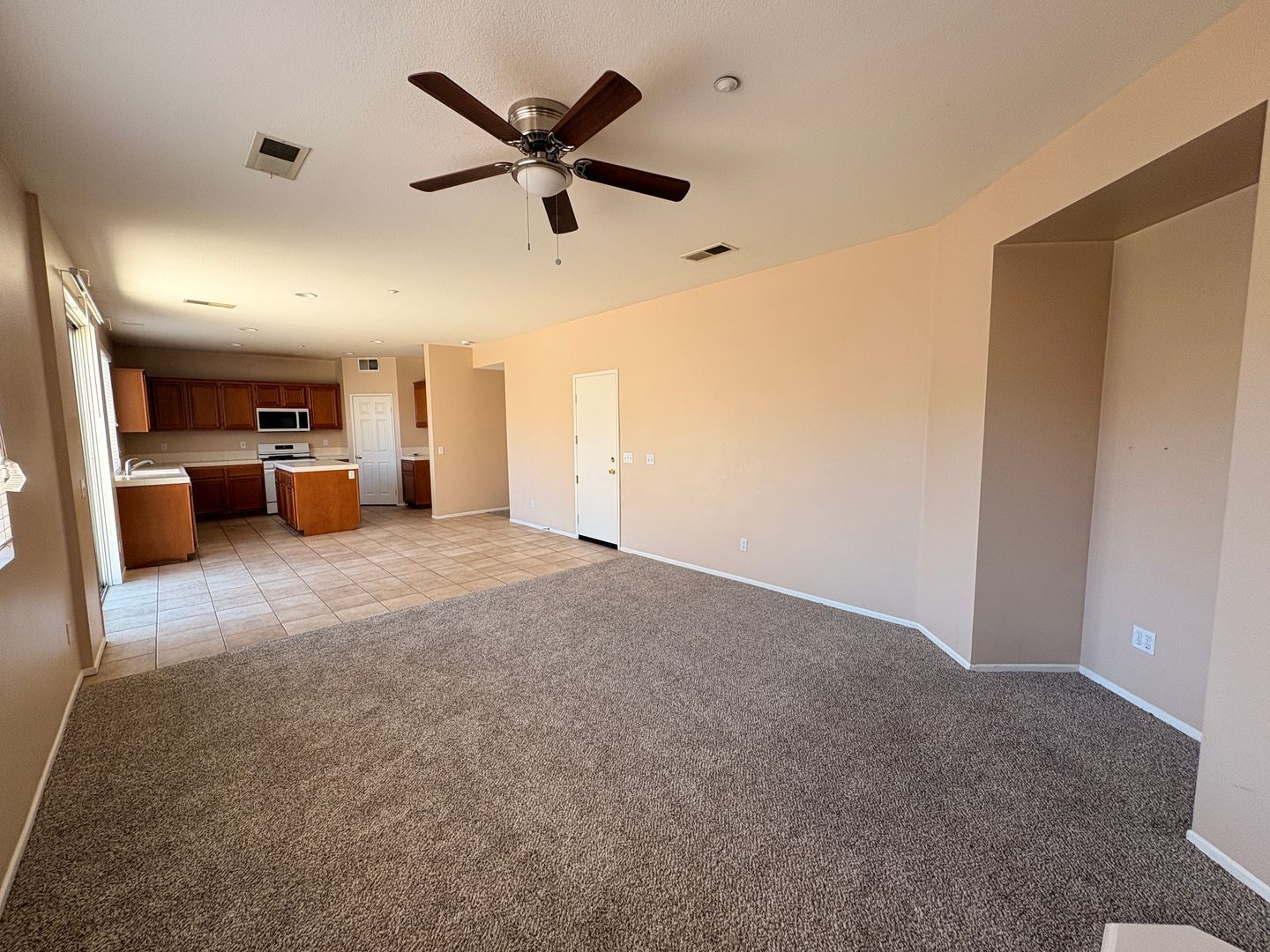 1498 Haddington Dr - Riverside - California - 4 bed, 2.5 bath rental property