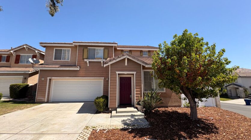 1498 Haddington Dr - Riverside - California - 4 bed, 2.5 bath rental property
