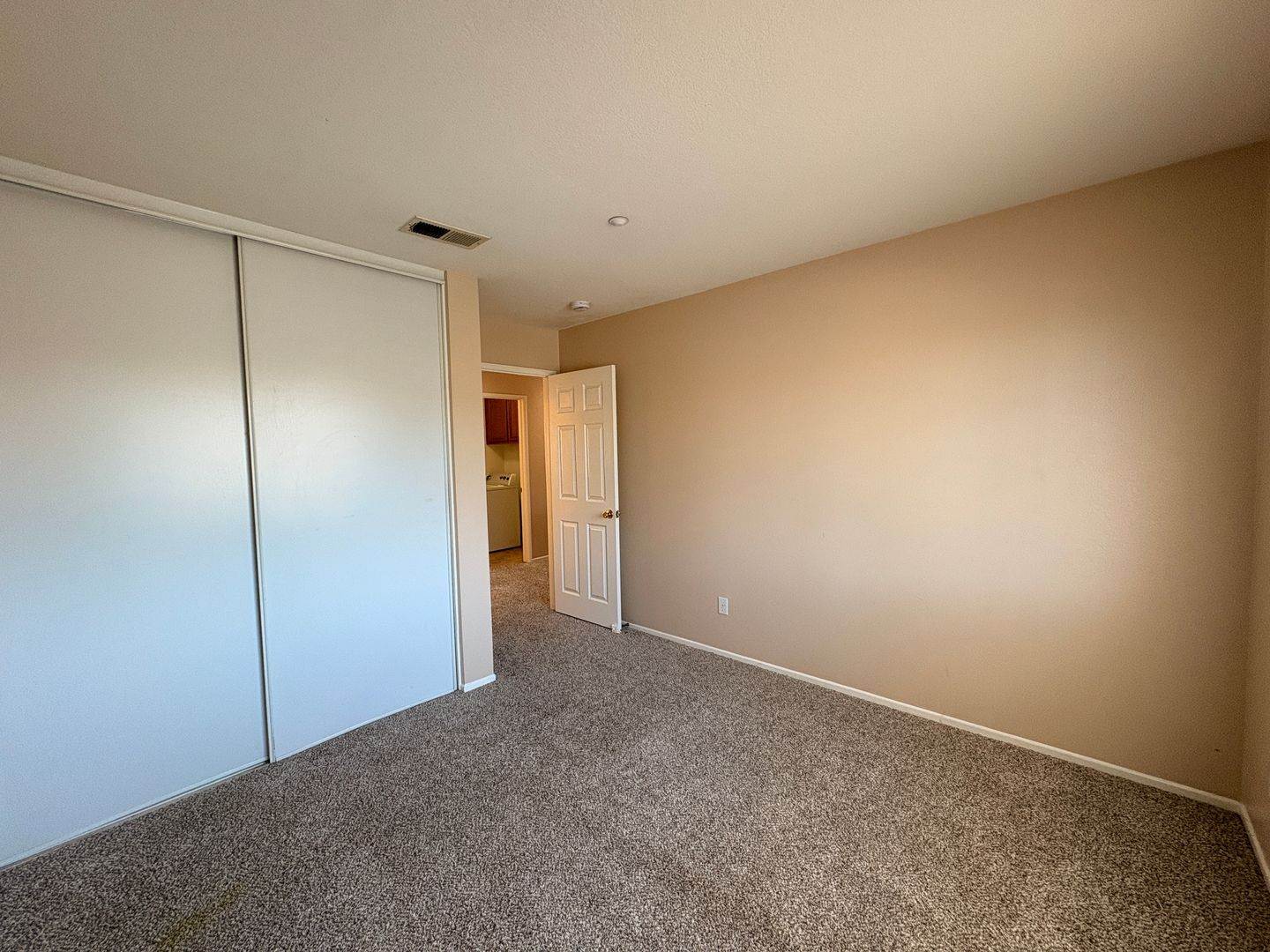 1498 Haddington Dr - Riverside - California - 4 bed, 2.5 bath rental property