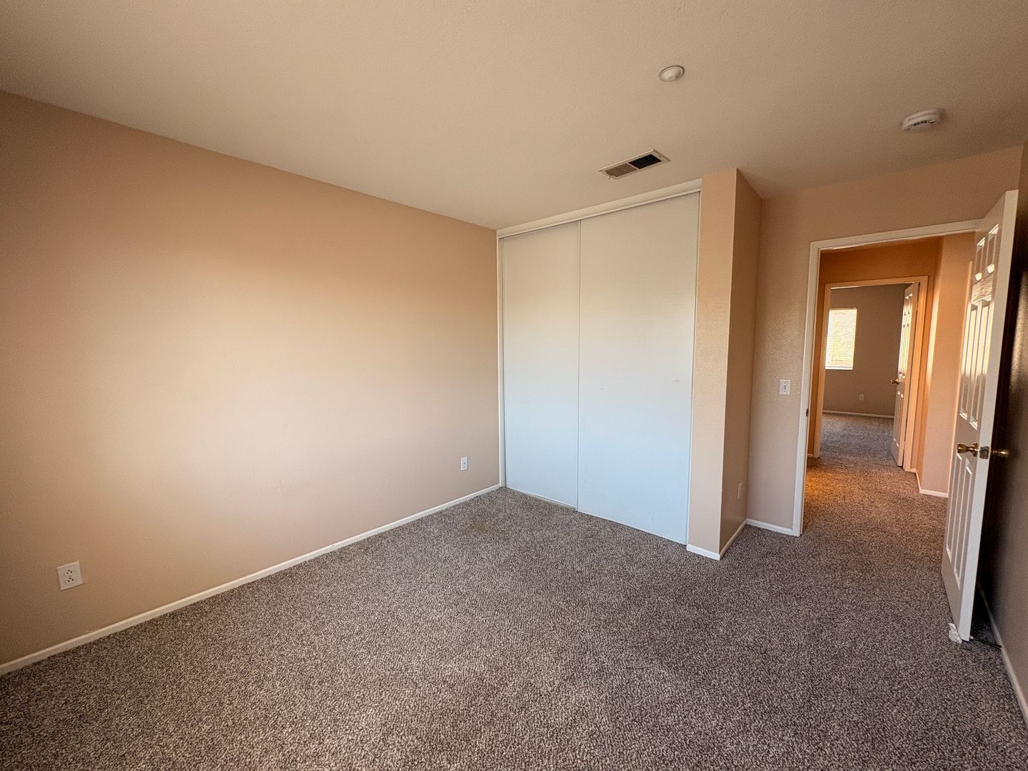 1498 Haddington Dr - Riverside - California - 4 bed, 2.5 bath rental property