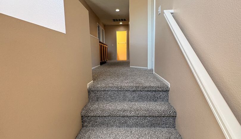 1498 Haddington Dr - Riverside - California - 4 bed, 2.5 bath rental property
