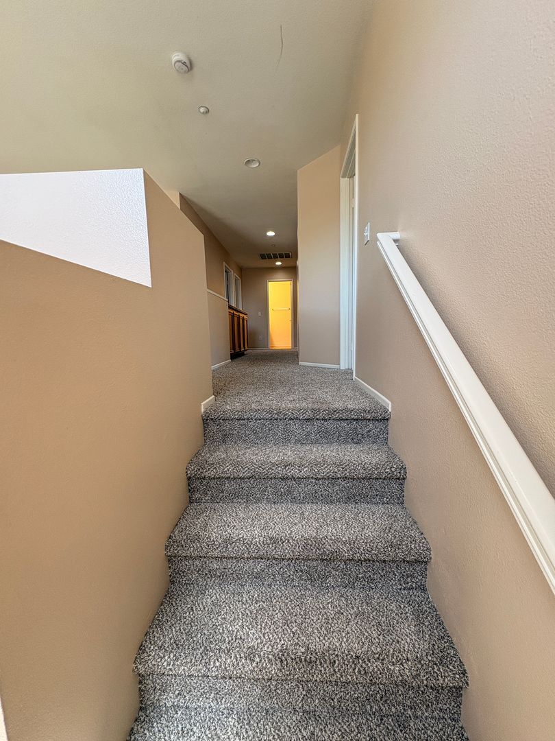 1498 Haddington Dr - Riverside - California - 4 bed, 2.5 bath rental property