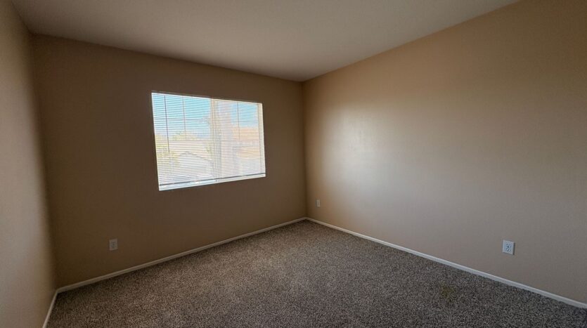 1498 Haddington Dr - Riverside - California - 4 bed, 2.5 bath rental property