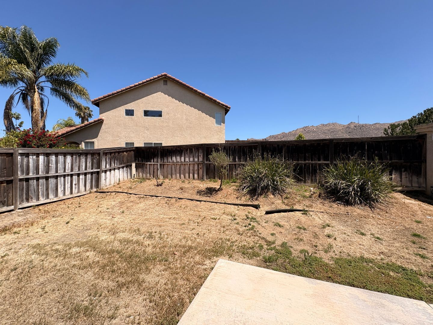 1498 Haddington Dr - Riverside - California - 4 bed, 2.5 bath rental property